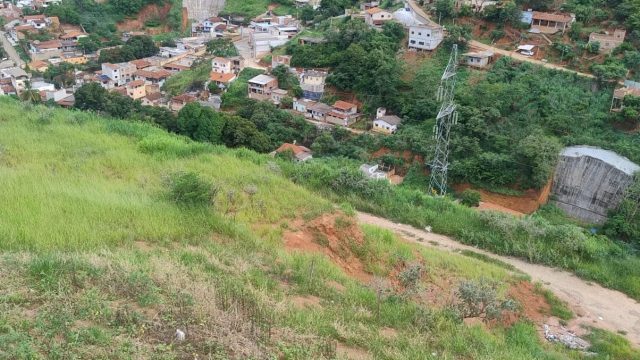EXCELENTE LOTE EM ÁREA NOBRE BAIRRO FILADÉLFIA